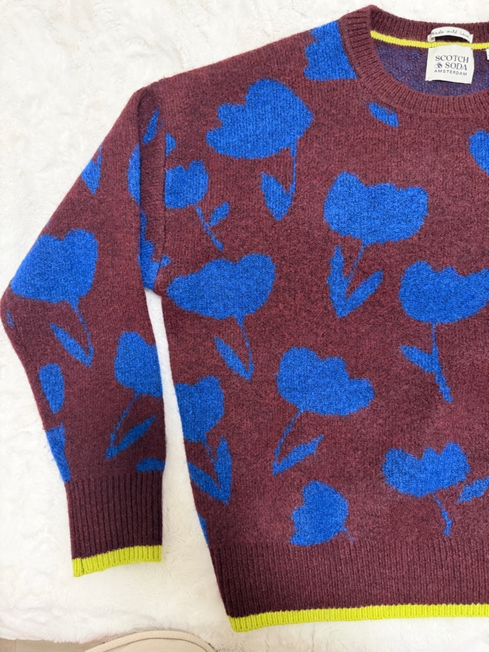 Scotch & Soda Burgundy Crewneck Sweater with Blue Floral Motif